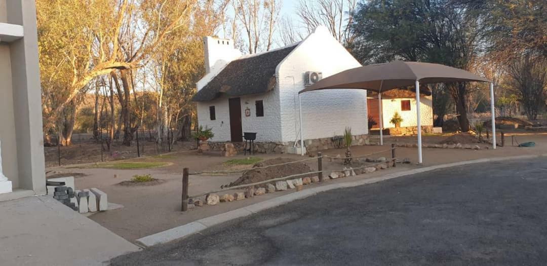 Nooitgedacht Self Catering Cc Lejlighed Okahandja Eksteriør billede